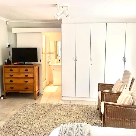 10Vdw Self Catering Apartments Durbanville Εξωτερικό φωτογραφία