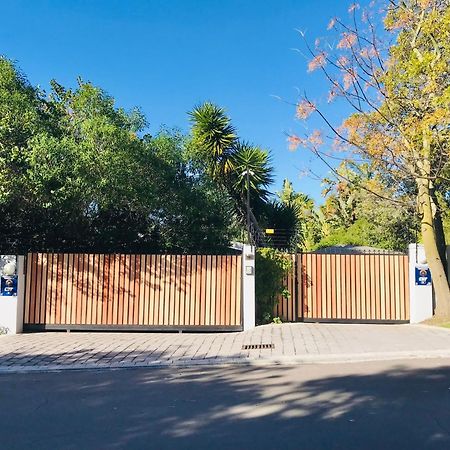 10Vdw Self Catering Apartments Durbanville Εξωτερικό φωτογραφία