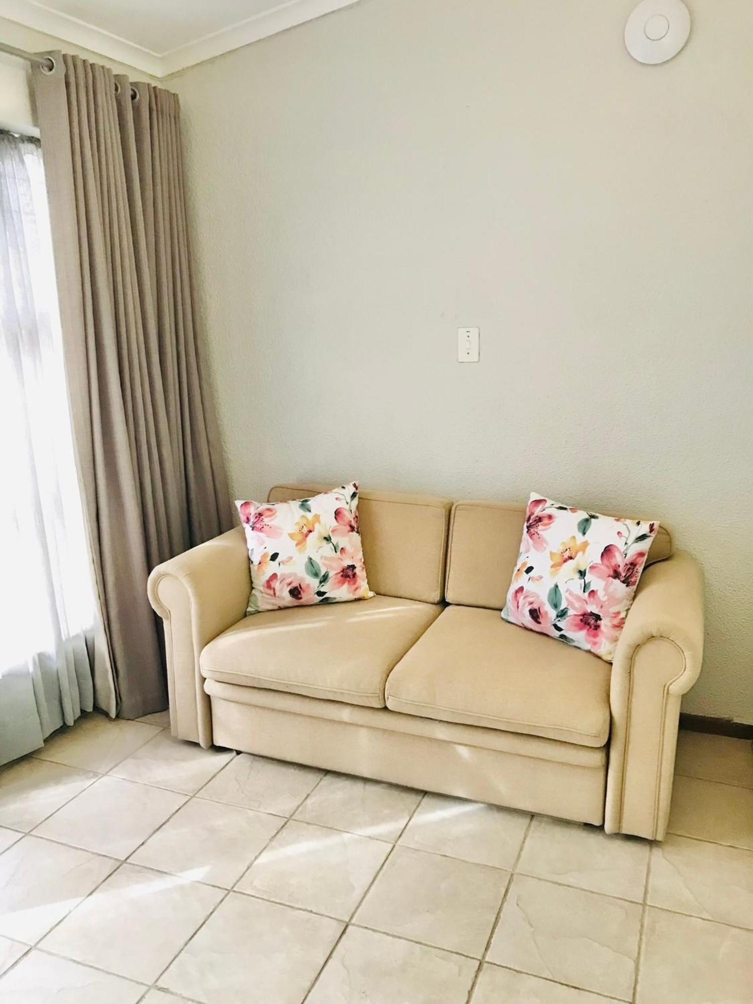 10Vdw Self Catering Apartments Durbanville Εξωτερικό φωτογραφία