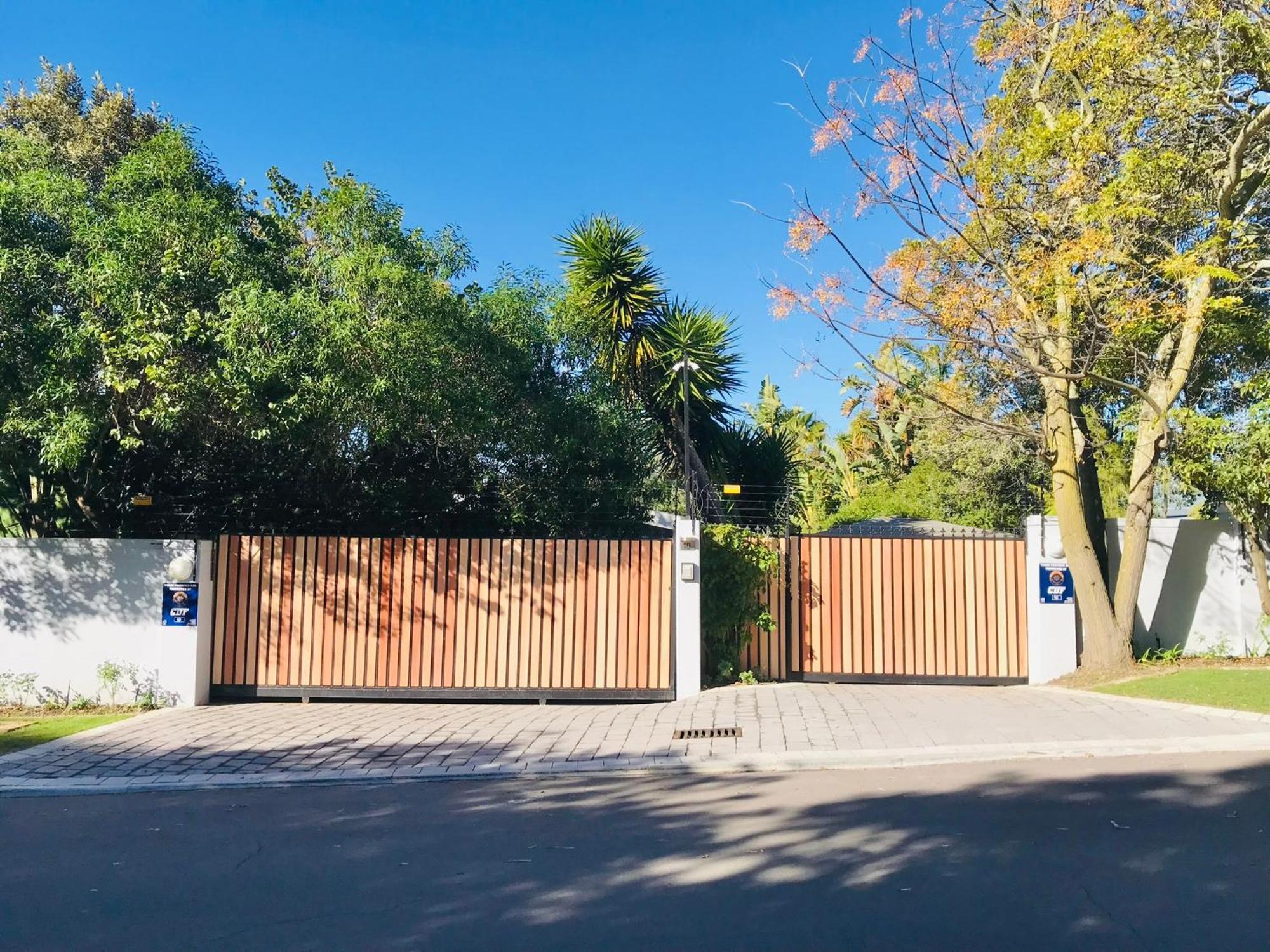 10Vdw Self Catering Apartments Durbanville Εξωτερικό φωτογραφία